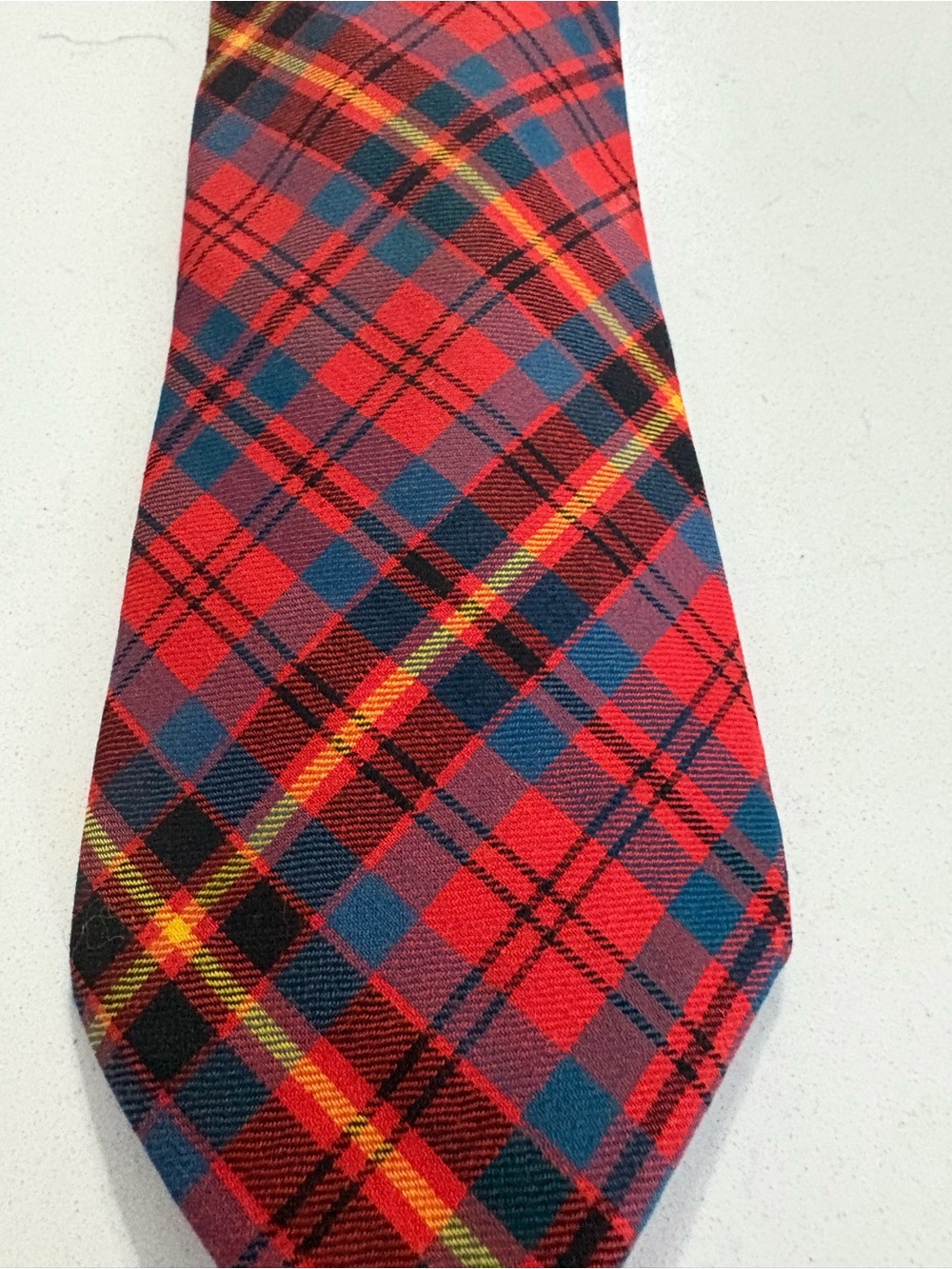 Red Plaid Men's Tie - Classic Tartan Necktie